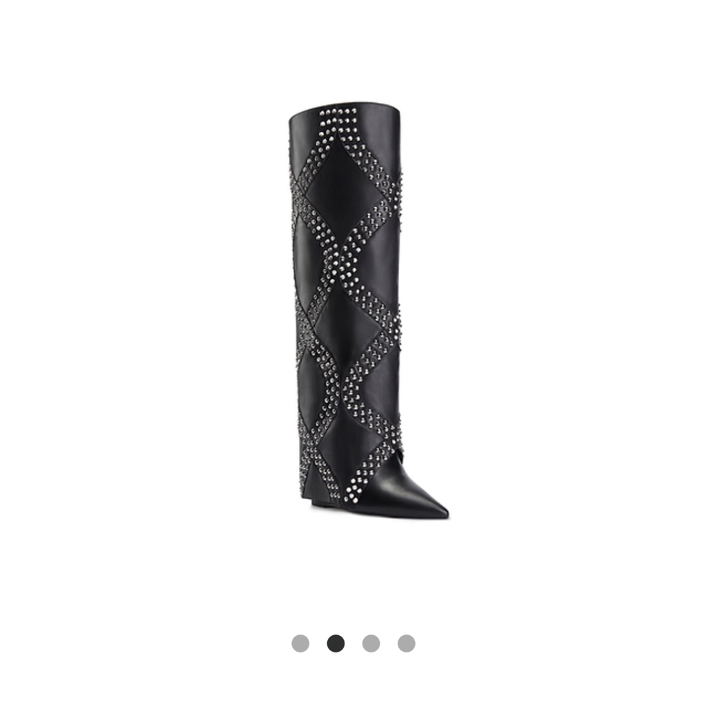 Voyette “ Mina “ Leather Studded Boots